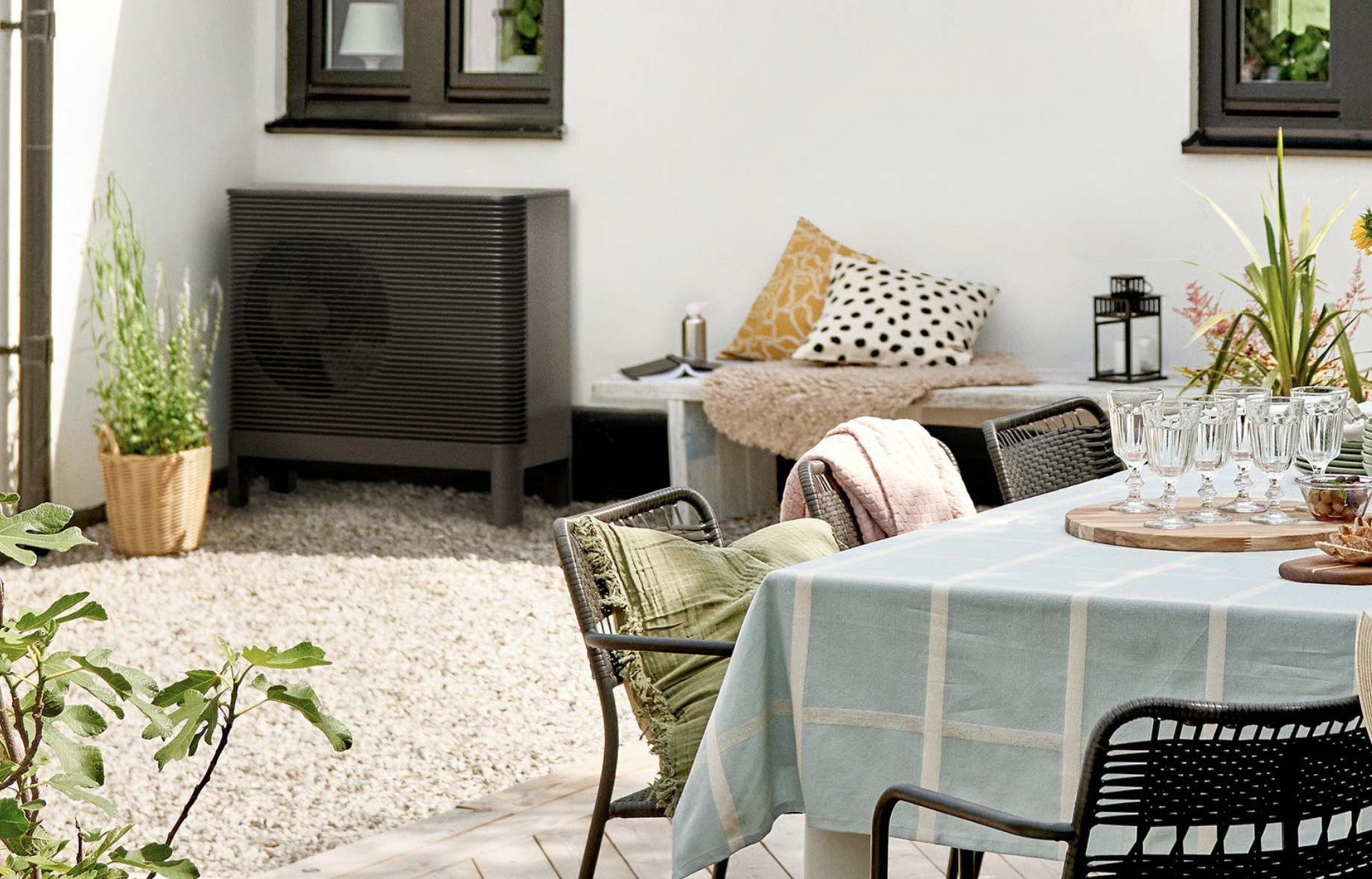 IKEA promuove pompe di calore e stazioni di ricarica per auto elettriche di Svea Solar