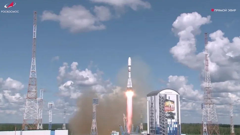 Spazio: la Russia lancia sonde meteo e un satellite per l'Iran
