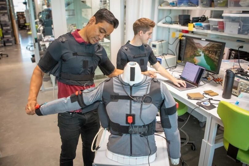 Harvard crea un esoscheletro soffice per il supporto delle braccia