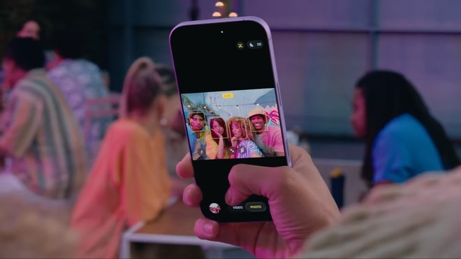 Oppo pensa ad una fotocamera frontale in stile iPhone 17: sensore 1:1 ma da 100 MP
