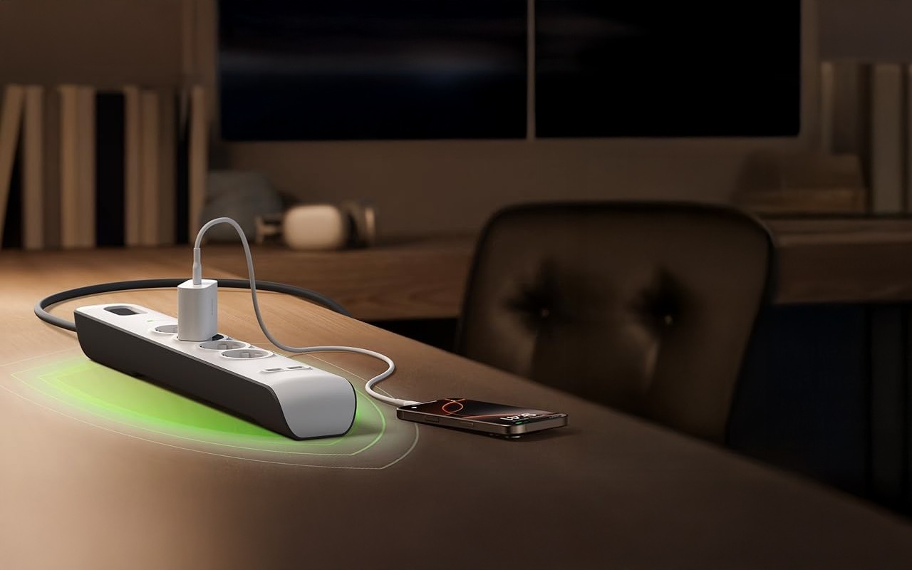 Belkin BSV103vf Protezione Sovracorrenti Con 1 Presa E 2 Porte USB + Cavo Micro-USB 2m MIXIT, Bianco - 3