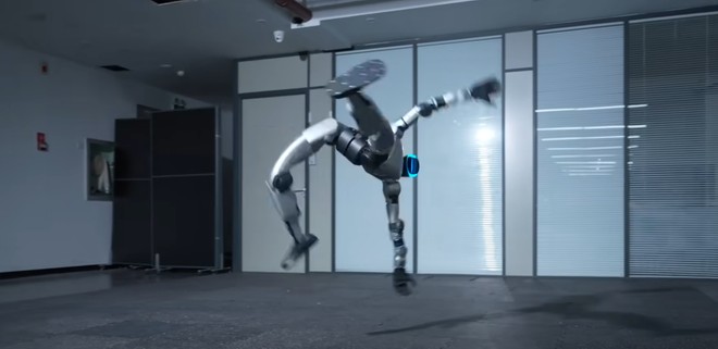 All'aeroporto di Haneda arrivano i robot umanoidi per i bagagli