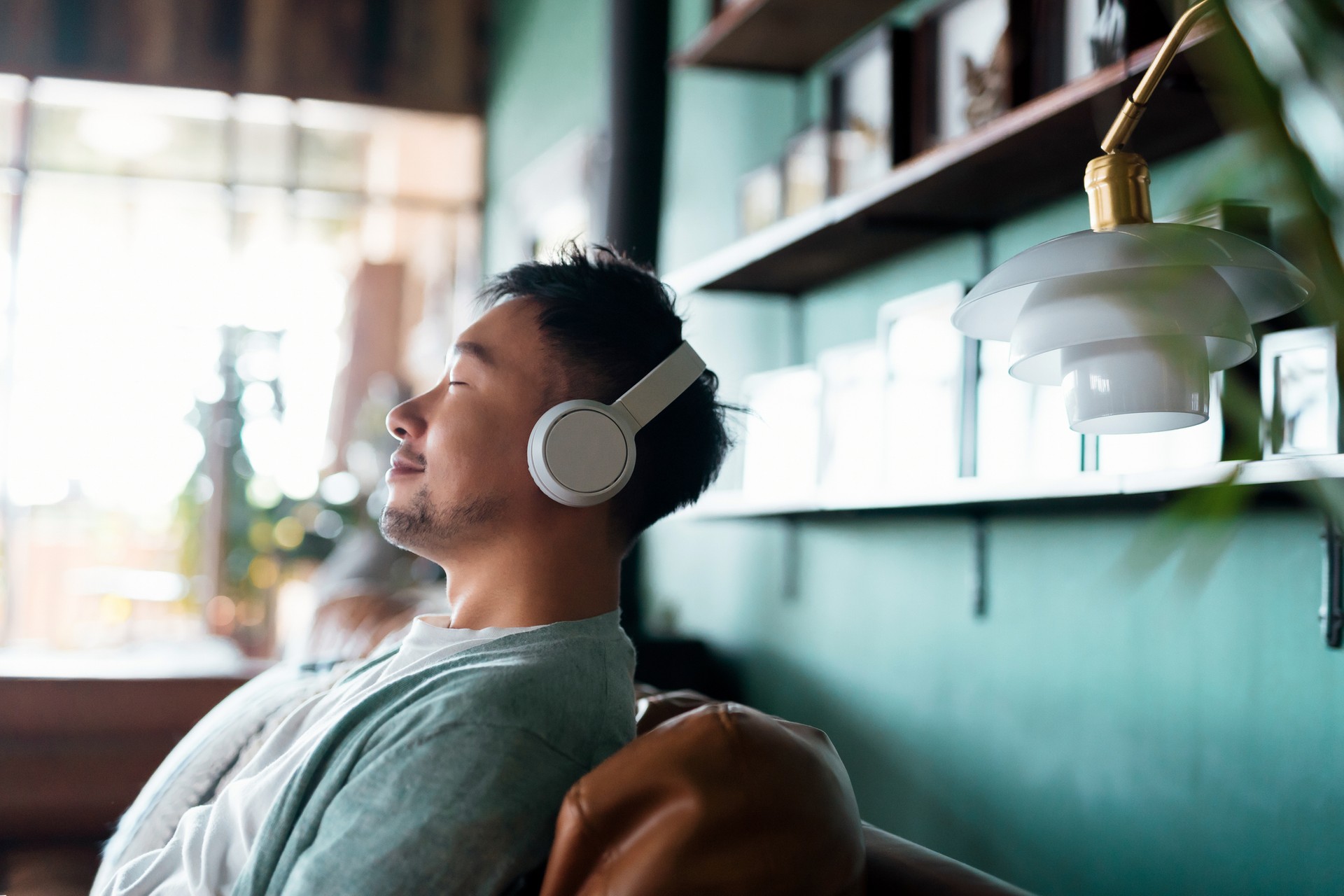 Apple AirPods Max – Cuffie Wireless Over-ear Grigio – Bluetooth, Custodia Inclusa - Foto 3