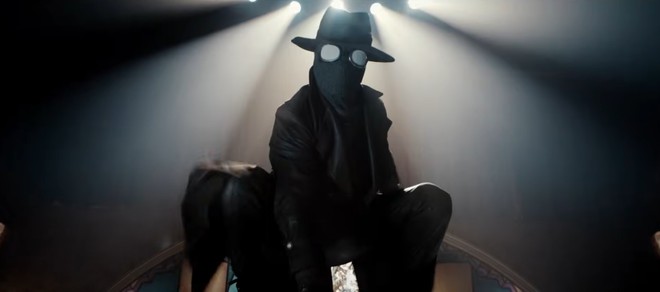 Nicolas Cage è Spider-Noir tra bianco e nero e True Hue | Trailer ufficiale