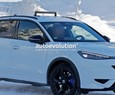 Nuova Volkswagen T-Roc R, le ultime foto spia mostrano ulteriori dettagli del crossover