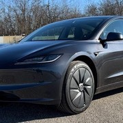 Il paradosso dell'auto usata, un'elettrica ora costa meno di una a ben