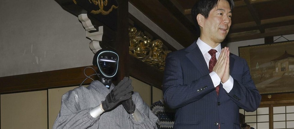 Nel tempio parla un robot, ecco il monaco AI del futuro