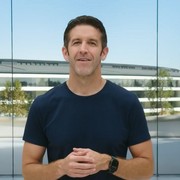 Più prodotti e meno manager: ecco come John Ternus vuole cambiare Apple