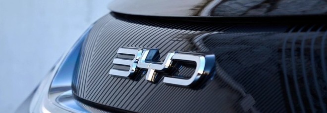 BYD potrebbe acquisire le fabbriche europee di Stellantis e il marchio Maserati
