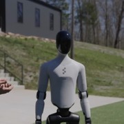 Il robot Figure 03 conquista le scale: nuovo passo verso l'autonomia | Video