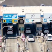 Dopo i 14 km di coda, in A14 arriva la corsia jolly: cos'è e come funziona