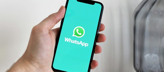 Anteprima: WhatsApp, altre trasparenze su iPhone: ecco lultima novità in beta per le chat