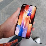 Vivo V70 al minimo storico: fotocamere ZEISS e zoom ottico 3x