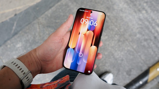 Anteprima: Vivo V70 al minimo storico: fotocamere ZEISS e zoom ottico 3x