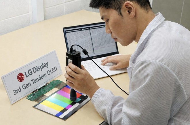 LG Tandem OLED di terza generazione: 1.200 nit e minori consumi
