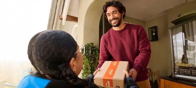 Amazon: come ha bloccato oltre 15 milioni di prodotti falsi nel 2025