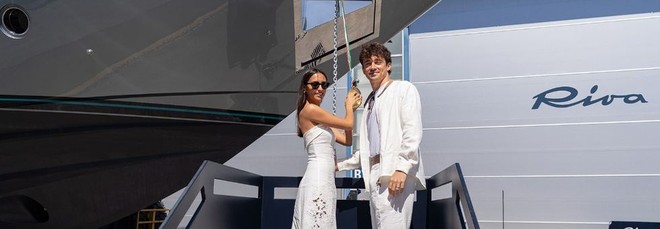 Lo yacht spaziale di Leclerc, alla scoperta del Riva 102 Corsaro Super
