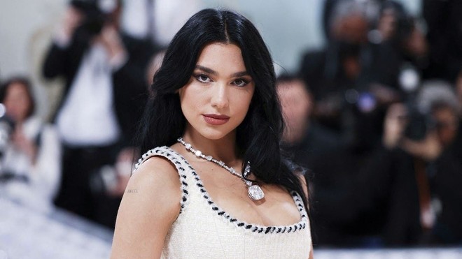 Samsung finisce in tribunale: Dua Lipa chiede 15 milioni di dollari