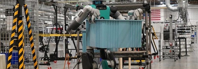 Toyota "assume" tre robot umanoidi nella sua fabbrica in Canada