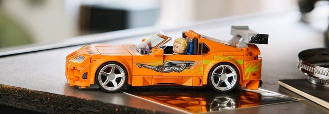 LEGO: arriva il set della Toyota Supra MK4 di Fast and Furious