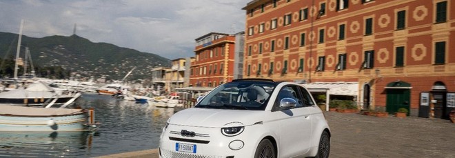 Fiat 500 Dolcevita, l'icona ispirata agli anni '60 torna in serie limitata