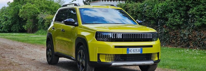 Prova Fiat Grande Panda Turbo 100: quella con il manuale (a meno di 18.000 euro!) - Video