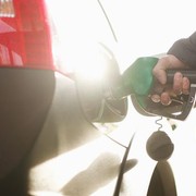 Price cap Eni, per i gestori degli impianti «È concorrenza sleale»
