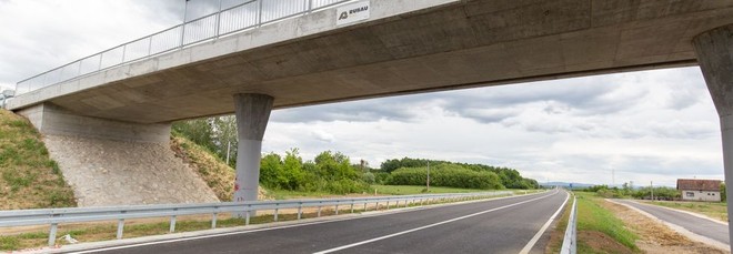 Sassi dai cavalcavia, torna la paura per un fenomeno mai del tutto scomparso