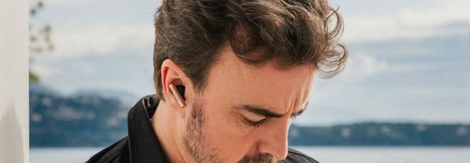Fernando Alonso alla guida di una rarissima icona di Lancia