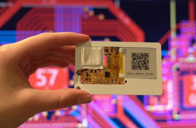 Smanettone crea computer piccolo e sottile come una carta di credito