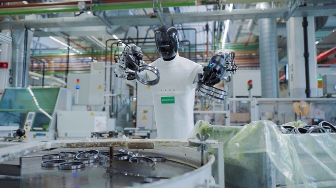 Migliaia di robot umanoidi su ruote in arrivo nelle fabbriche tedesche