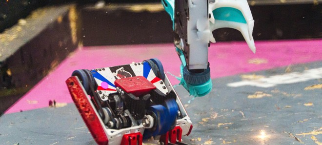 Dazn porta i combattimenti tra robot al grande pubblico globale