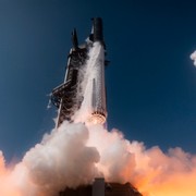 Starship pronta per il test orbitale: SpaceX annuncia la data