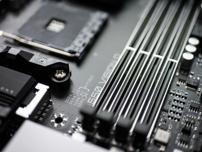 La crisi delle memorie fa spazio alle DRAM cinesi di CXMT, scelte da Corsair