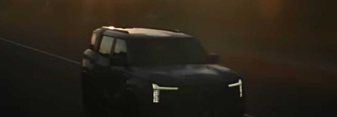 Mitsubishi, torna un mito del passato: pubblicato il teaser della nuova Pajero