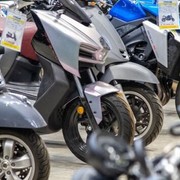 Auto in calo e boom di scooter, così Milano ha cambiato volto al traffico