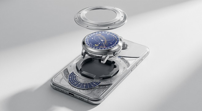 Anteprima: iPhone 17 Pro Max, ecco la versione lusso di Caviar con vano porta orologio