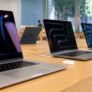 MacBook Pro OLED, cura dimagrante cospicua: più sottili e più leggeri