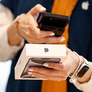 iPhone Duo, difficile acquistarlo al day one negli Apple Store senza averlo preo