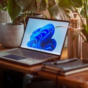 Microsoft trasforma il desktop di Windows 11 in un cartellone pubblicitario full
