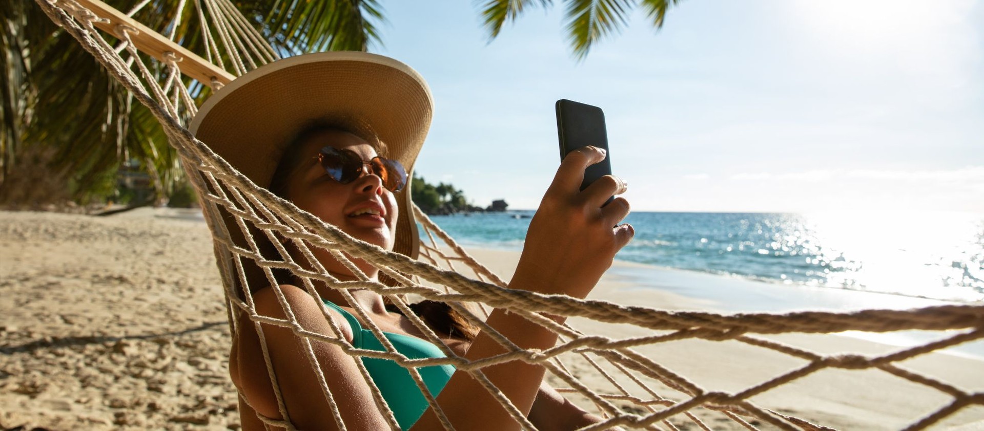 Saily: arriva la eSIM digitale per viaggiare in 200 paesi senza roaming