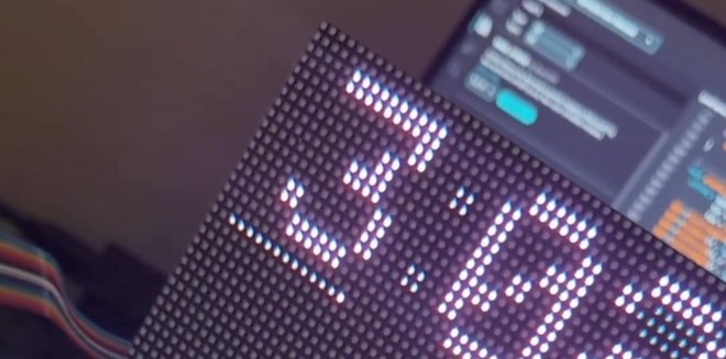 Una cornice digitale/orologio smart basato su ESP32, perfetto per il fai-da-te
