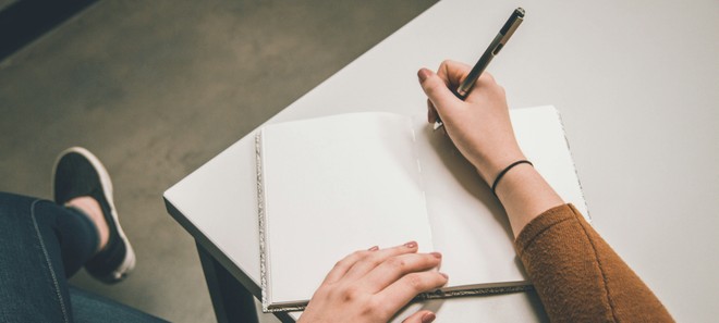 Anteprima: ChatGPT cambia approccio: adesso rifiuta di scrivere come Hemingway o Rowling