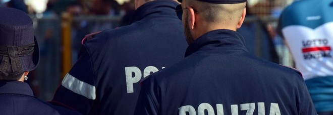 Meccanico usa le auto dei clienti per scopi personali: denunciato