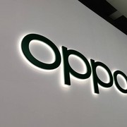 Oppo, lo smartphone "wide" avrà un display da 6,5" e formato 16:9