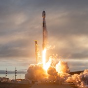 SpaceX lancerà 18 satelliti militari USA con un contratto miliardario