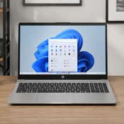 Minimo storico per il notebook HP 15 con Intel Core Ultra 5 per studio e lavoro