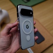 Google Pixel 11, il sistema magnetico Pixelsnap diventa molto più stabile