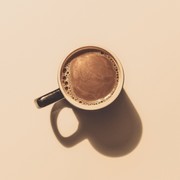 Cialde e capsule del caffè diventano ufficialmente imballaggi: cosa cambia
