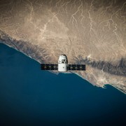 Pannelli solari spaziali, questa nuova costruzione li rende molto più convenient